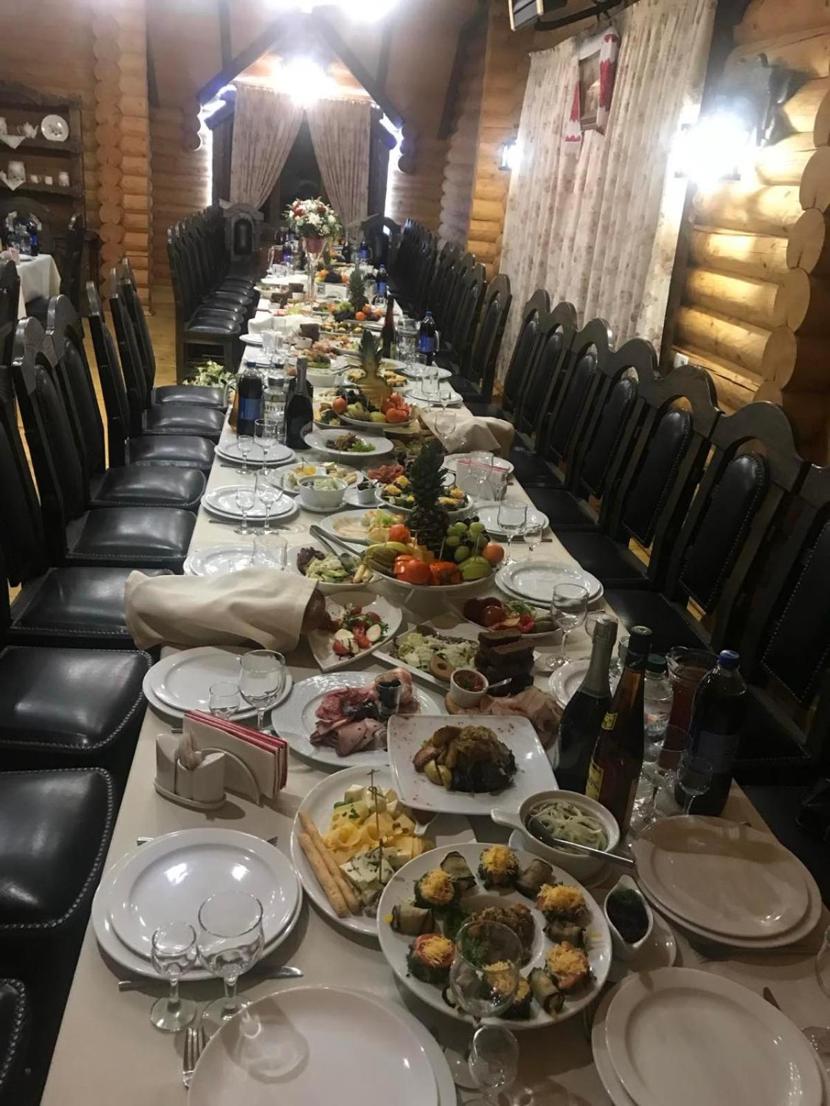 Кремениця Rivna 外观 照片